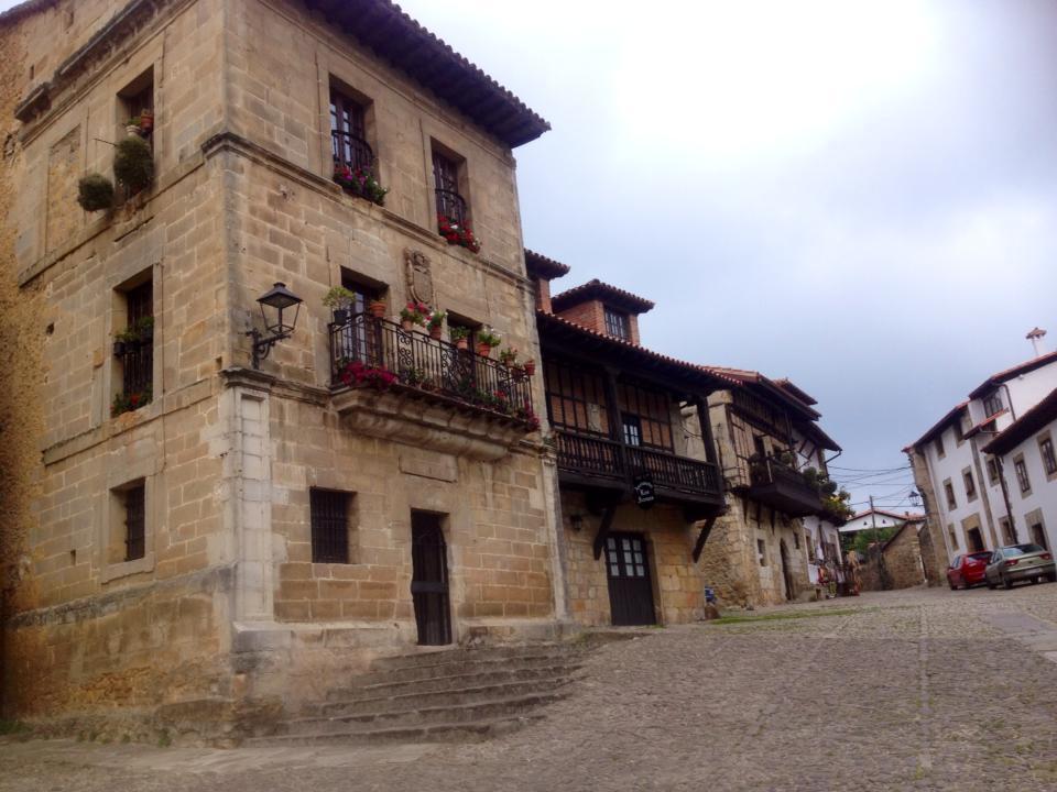 Hotel Hospedaje Octavio Santillana del Mar Zewnętrze zdjęcie