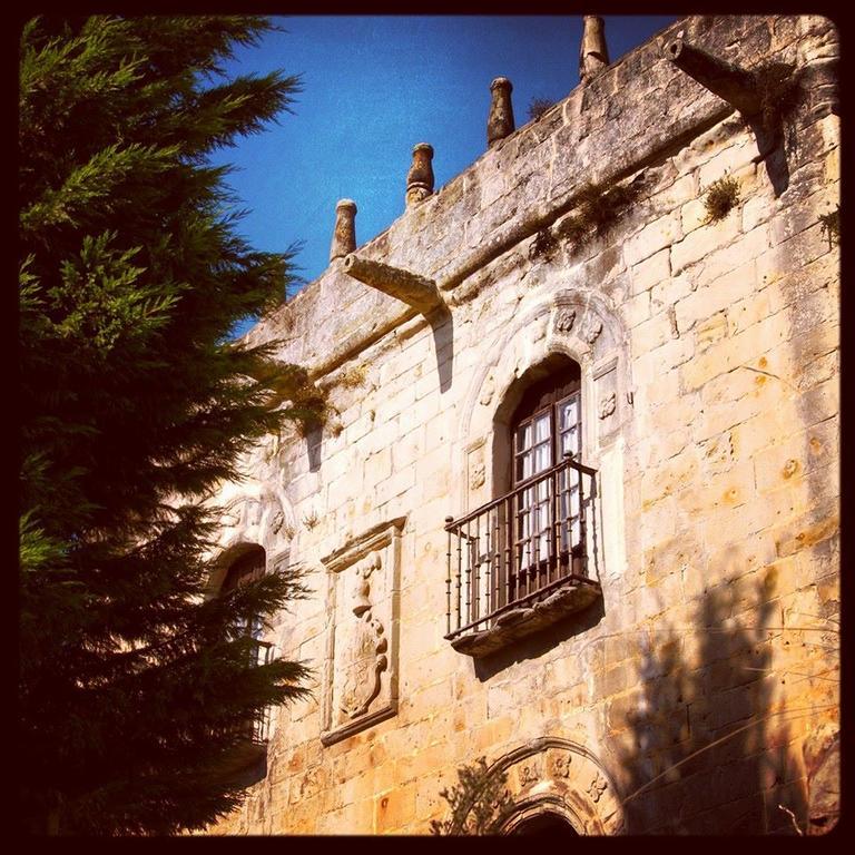 Hotel Hospedaje Octavio Santillana del Mar Zewnętrze zdjęcie